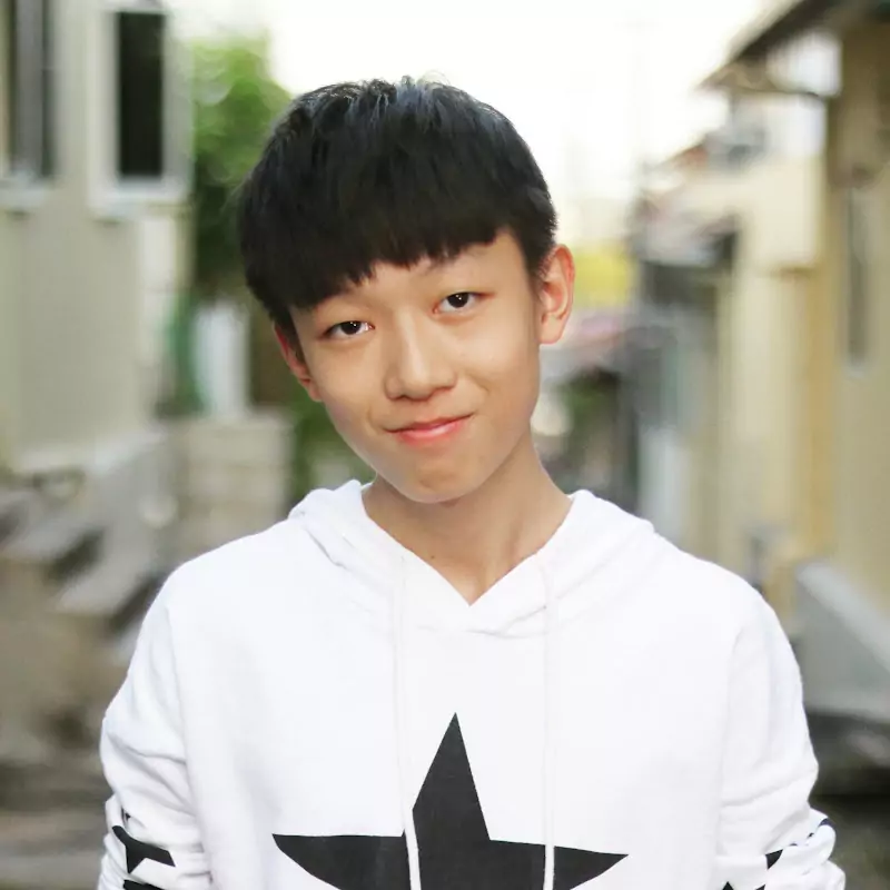 Bryson Lew 刘铠翔