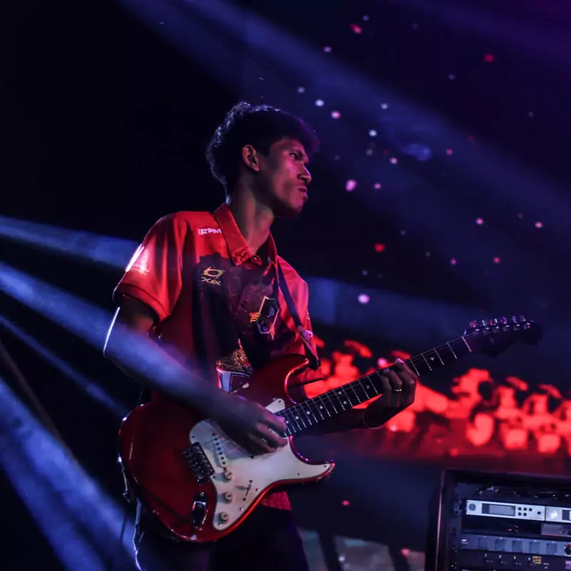 โต กีต้าร์