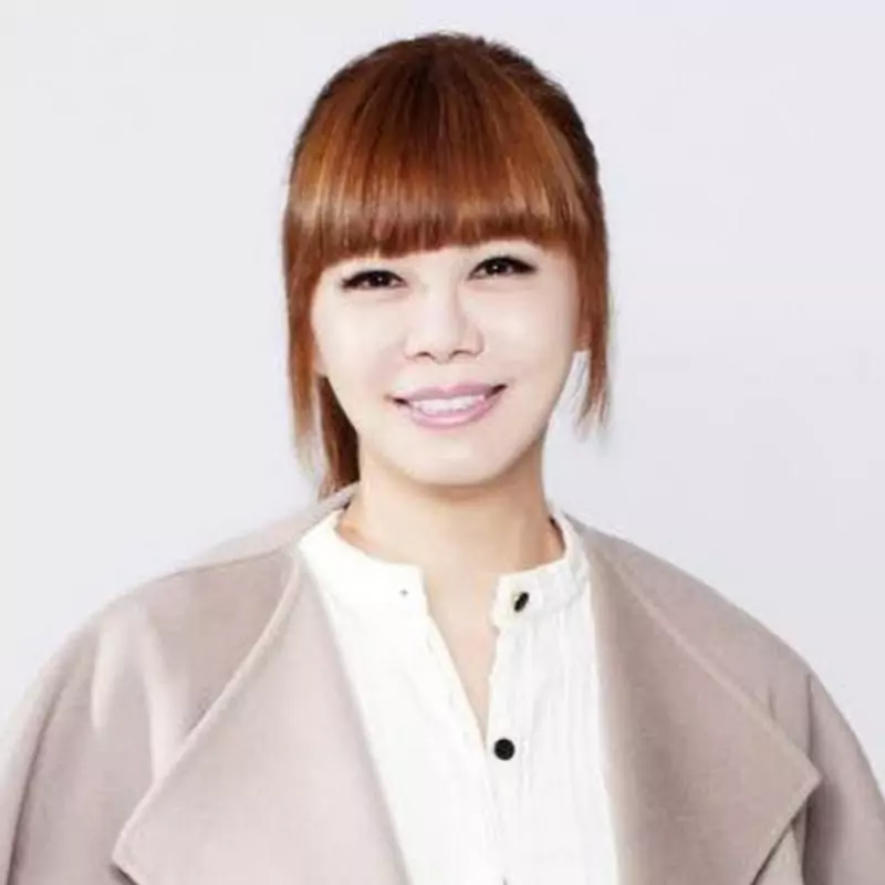 小紅桃瑰 溫筱鴻 時尚CEO