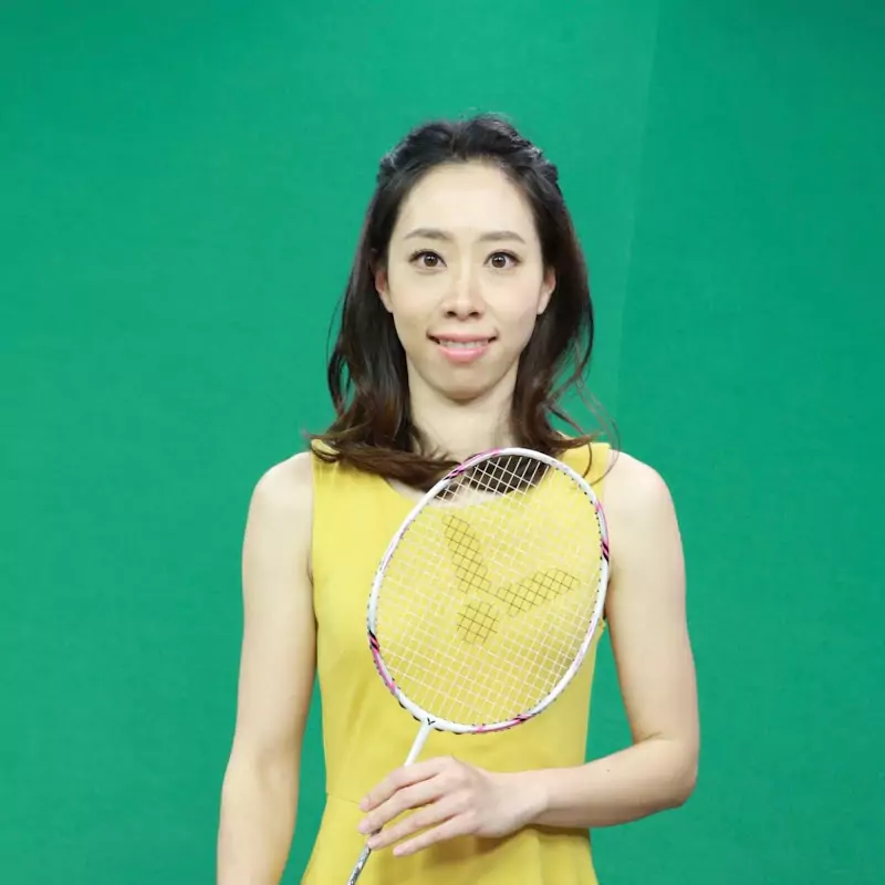 官欣瑜 Debbie Kuan