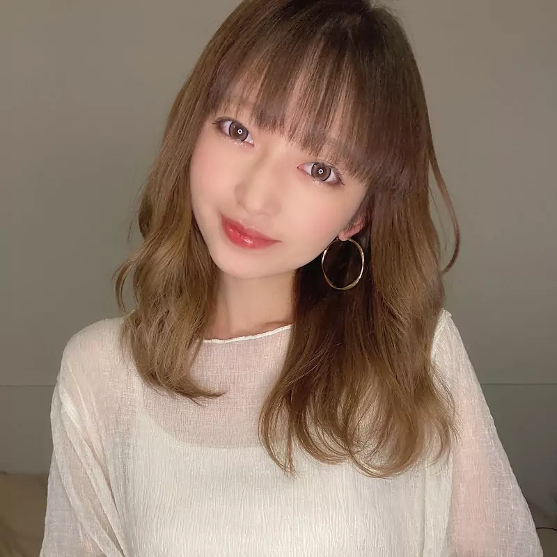 Reina Takeda's YouTube channel